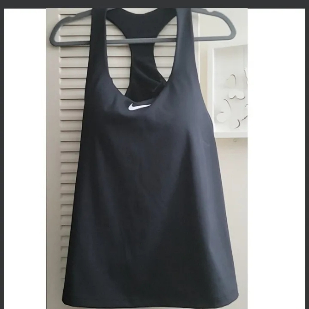 Nike Swoosh Women's Plus Size (3XL) Medium Impact Sports Bra Tank NWT